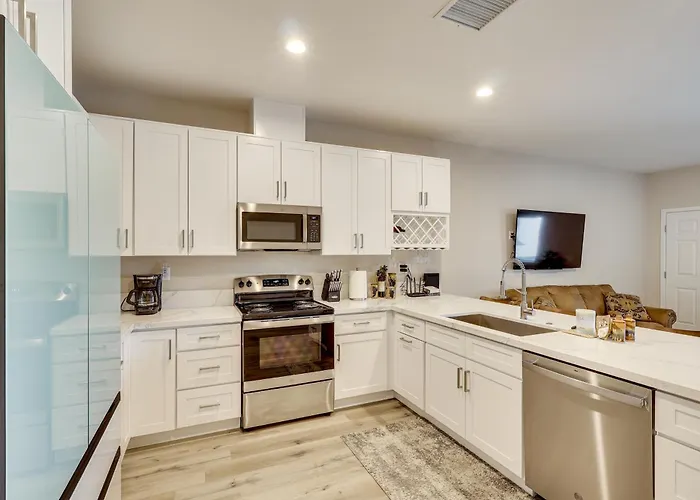 3 Mi To Havasu: W/ Mountain & View Holiday home Lake Havasu City